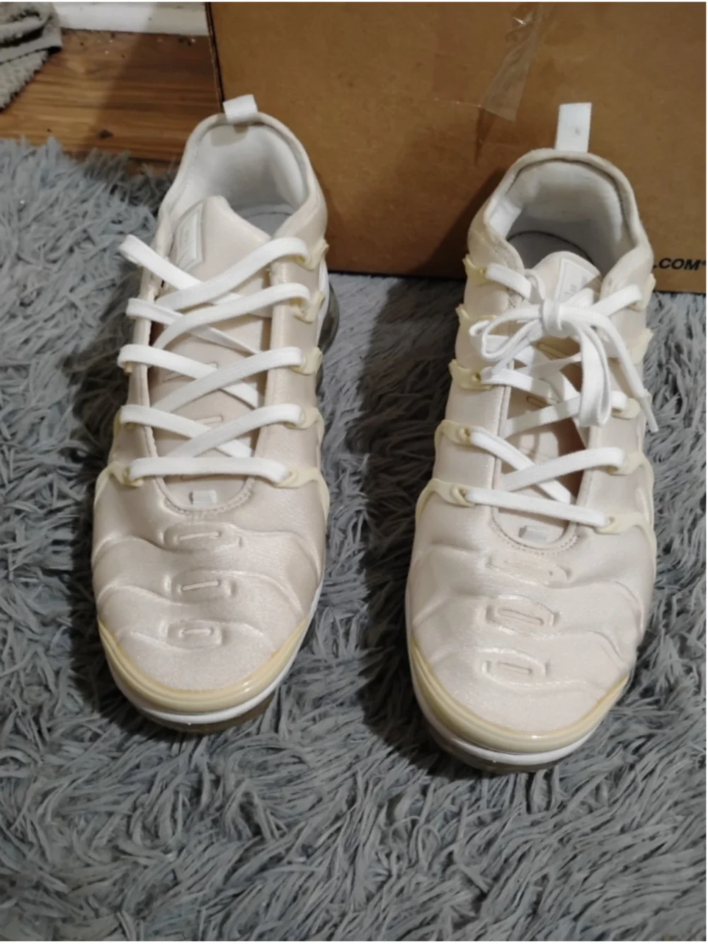 Nike Air VaporMax Plus Men Size 11.5 White Pure Platinum Sneakers 924453-100